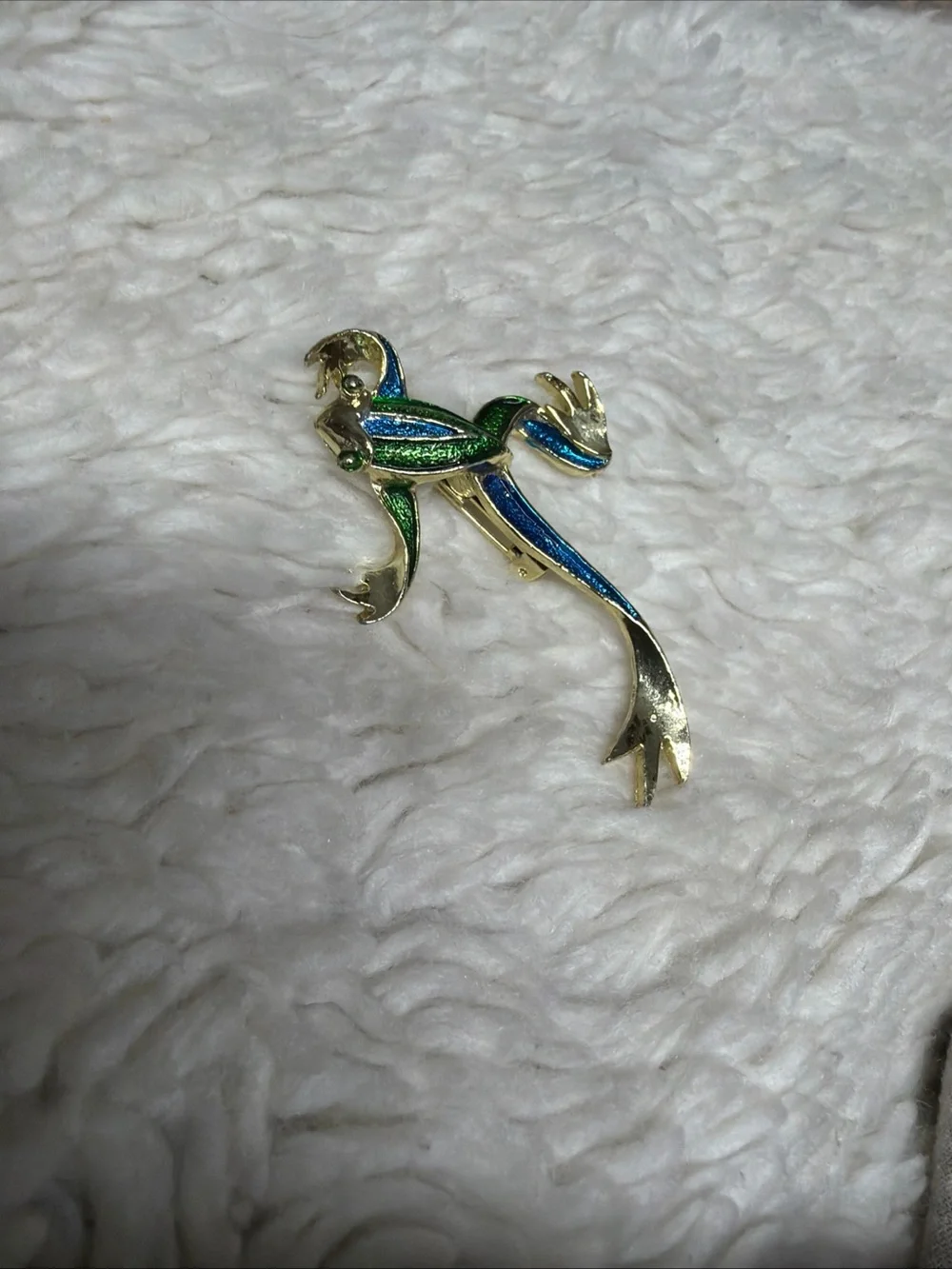 Gerry’s Gold-Tone Blue & Green Frog Pin -